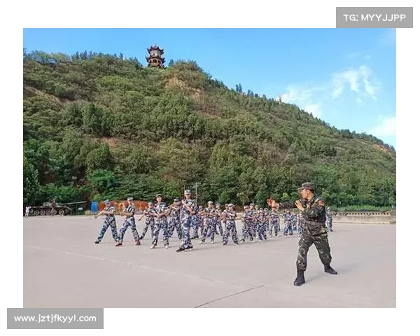 金泉尚武军事训练基地曝光 特种兵体能课程助力球员状态提升 金泉尚武军事训练基地曝光 特种兵体能课程助力球员状态提升